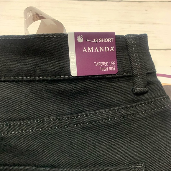 New Gloria Vanderbilt Amanda Jeans Sz. 18 short - Picture 9 of 10
